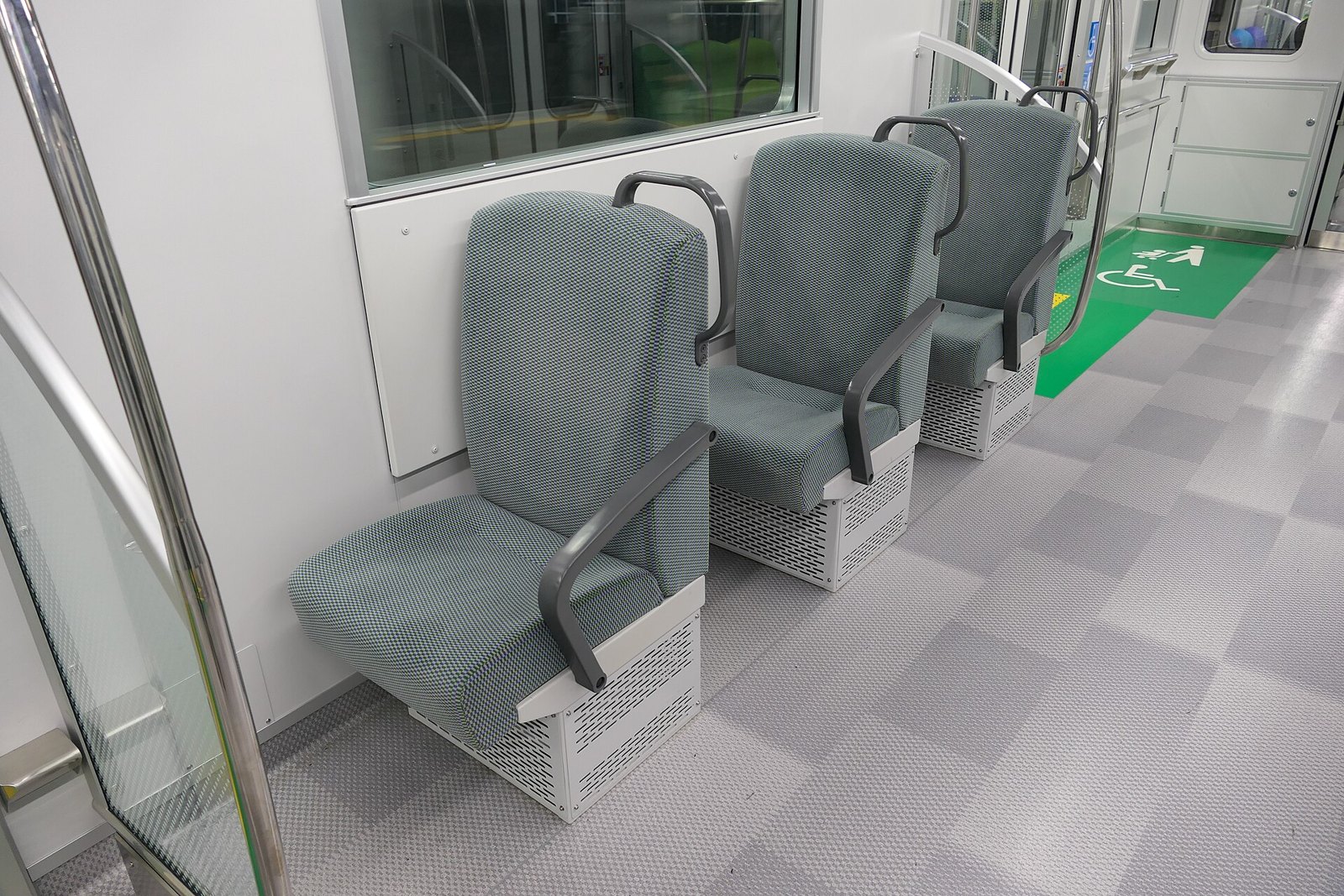 Osaka Metro Series400 Cross seat