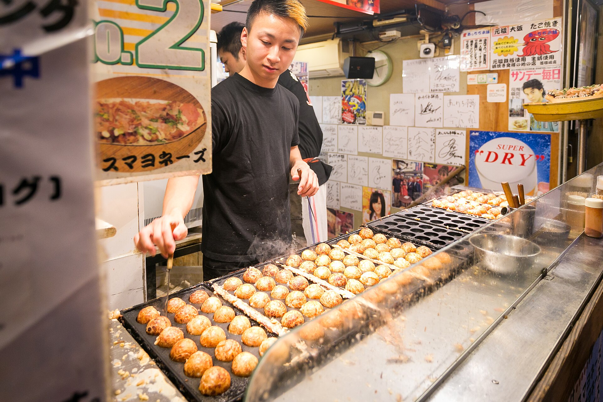 Honkeohtako's takoyaki, Osaka; December