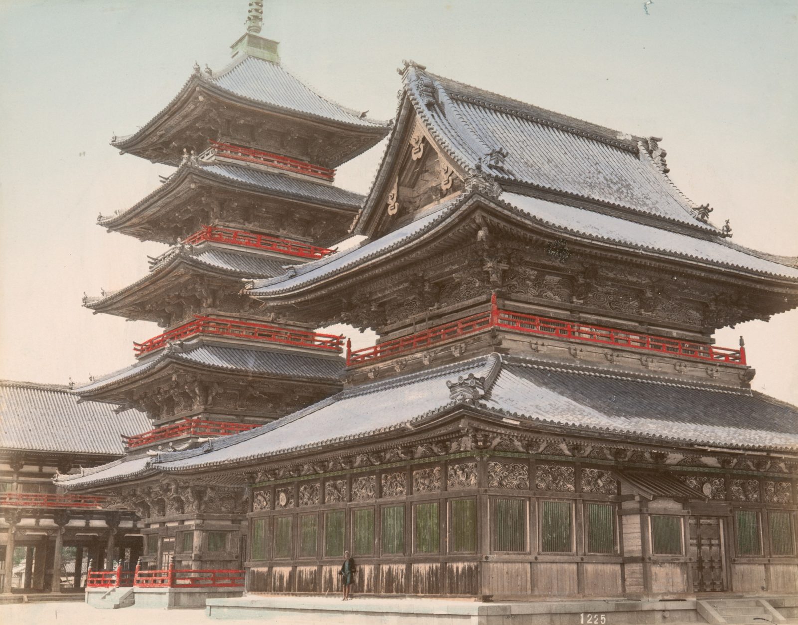 The main hall and pagoda at Shitennoji