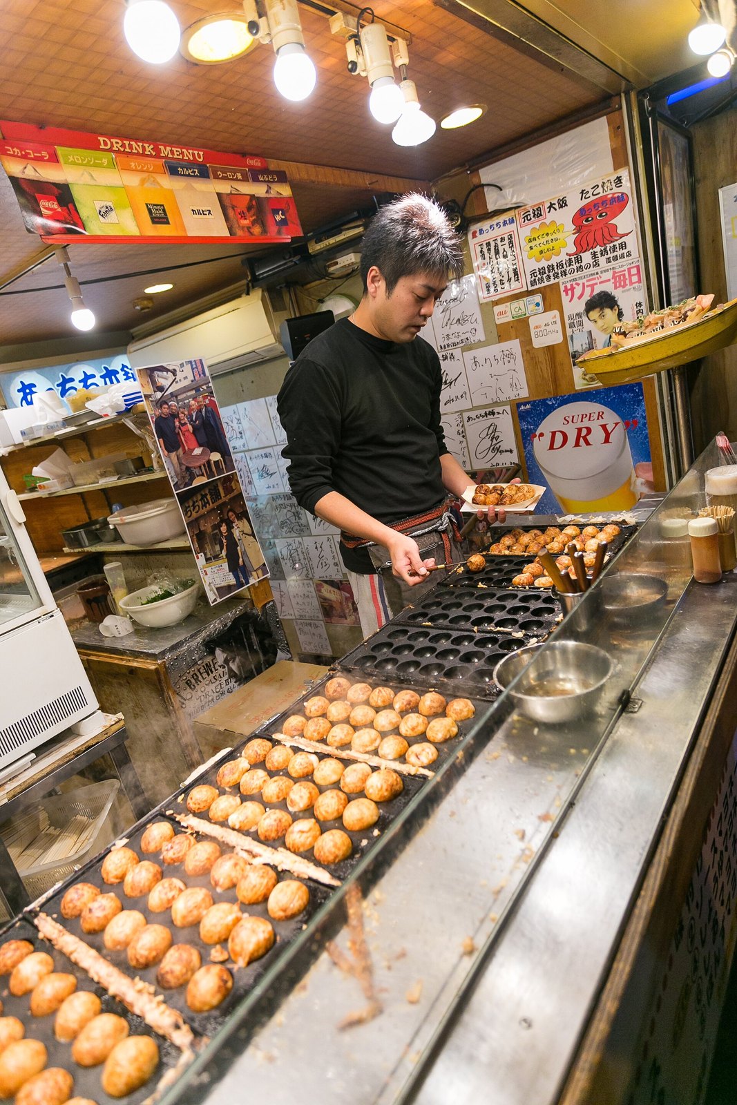Honkeohtako's takoyaki, Osaka; December